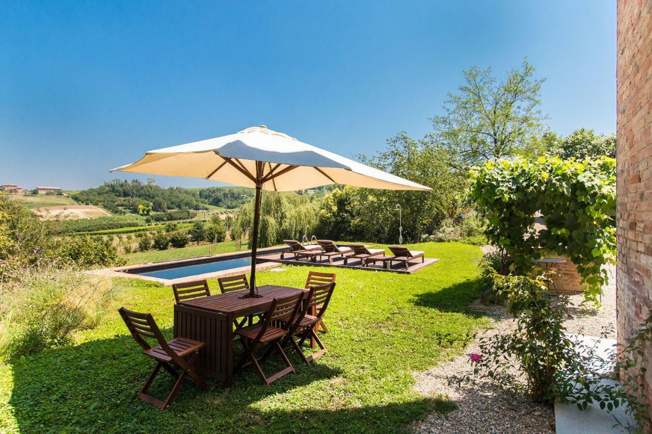 Appartamenti presso Cascina La Melagrana Costigliole d'Asti Esterno foto