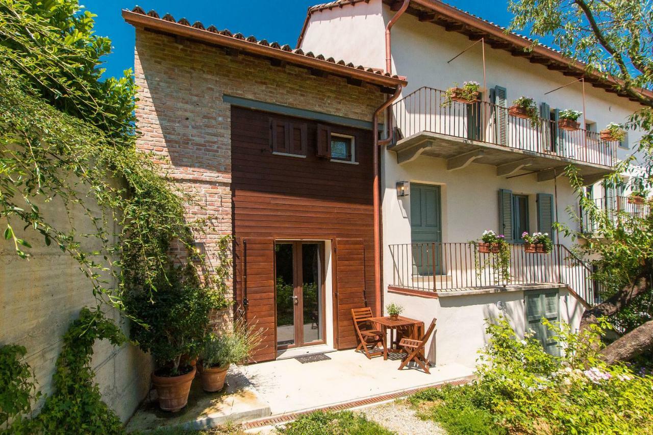 Appartamenti presso Cascina La Melagrana Costigliole d'Asti Esterno foto